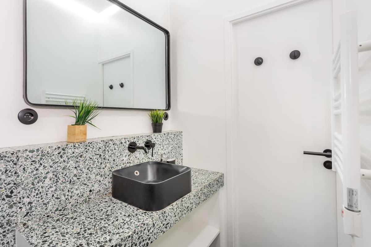 Sleepoo - Cocooning 6 Apartment Париж Екстериор снимка